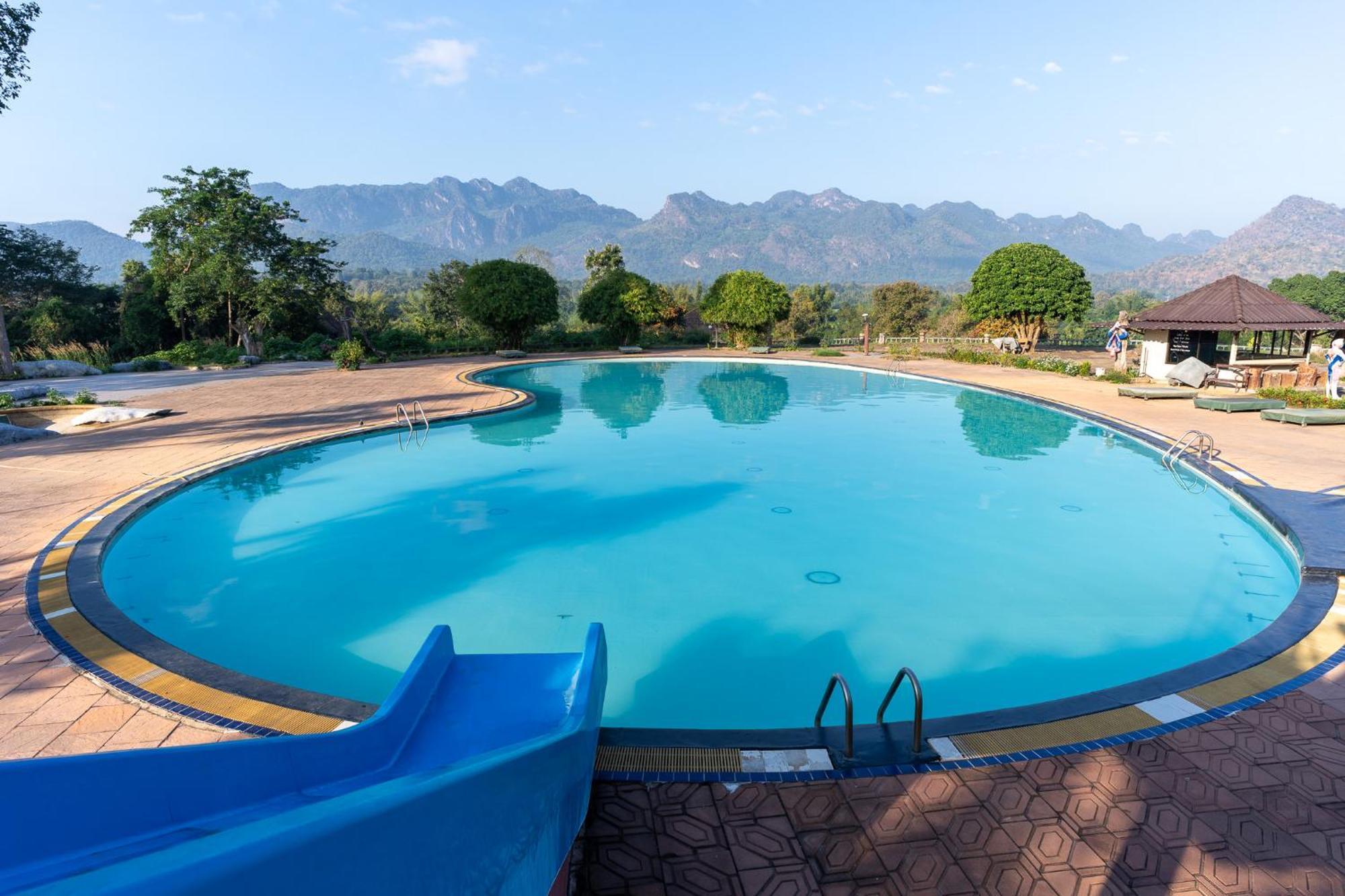 Pung-Waan Resort Сайок Экстерьер фото