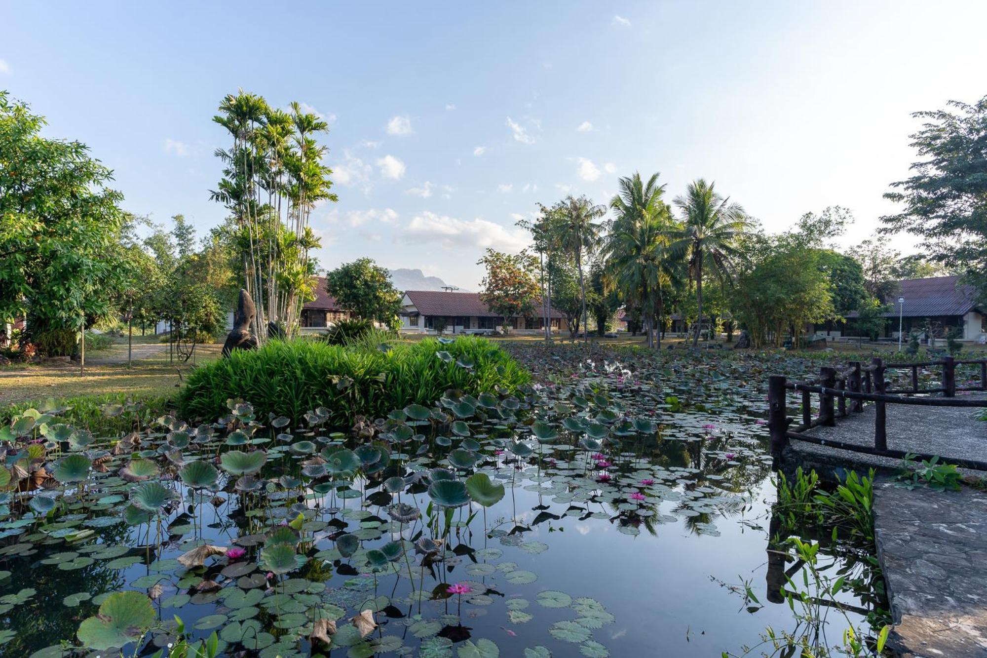 Pung-Waan Resort Сайок Экстерьер фото
